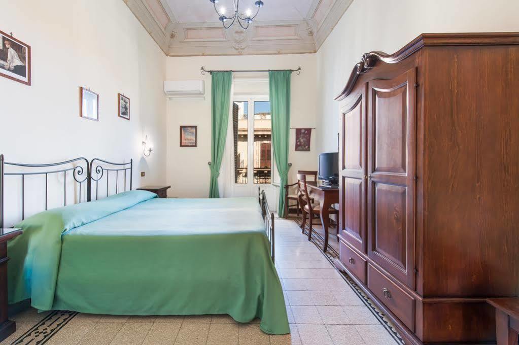 Hôtel Panormus à Palerme Extérieur photo