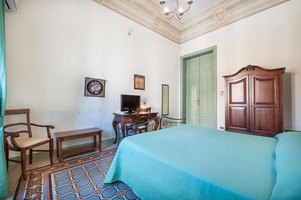 Hôtel Panormus à Palerme Extérieur photo