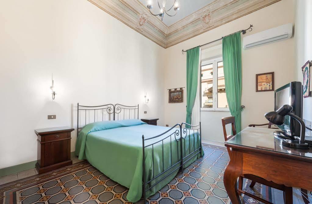 Hôtel Panormus à Palerme Extérieur photo